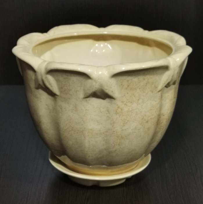 Керамический горшок с поддоном "Аметист №1", 1 сорт, бежевый. Котовская керамика.