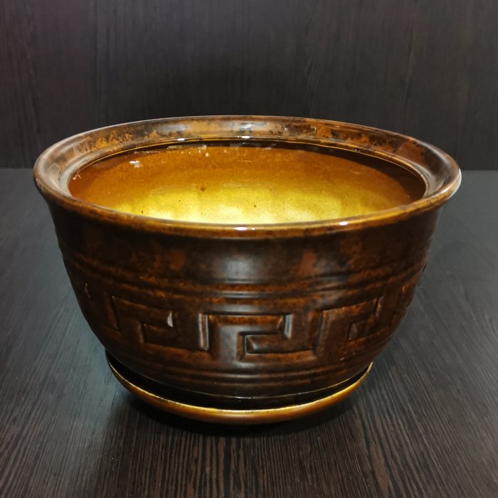Керамический горшок с поддоном "Меандр №2", 1 сорт, коричневый. Котовская керамика.