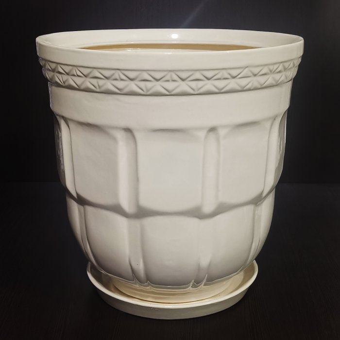Керамический горшок с поддоном "Атлант малый", 1 сорт, белый. Котовская керамика.